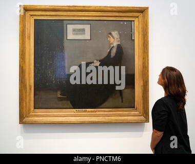 Arrangement en gris et noir (la mère de Whistler) par James Abbott Mcneill Whistler au Louvre Abu Dhabi, EAU. Banque D'Images