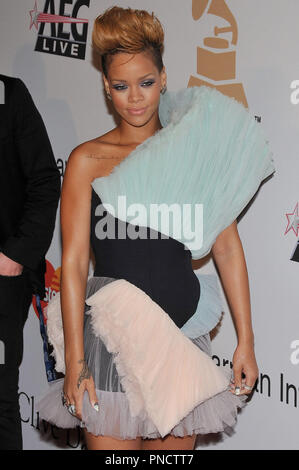 Rihanna à l'Académie de l'enregistrement et Clive Davis Pre-Grammy 2010 Gala tenu à l'hôtel Beverly Hilton à Beverly Hills, CA. L'événement a eu lieu le samedi, 30 janvier 2010. Photo par RPAC Photo Presse Pacific Rim. /PictureLux Rihanna de référence de dossier 13010 6PLX pour un usage éditorial uniquement - Tous droits réservés Banque D'Images