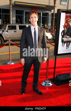 BJ Novak au Los Angeles Premiere Inglorious Basterds de tenue au Grauman's Chinese Theatre à Hollywood, CA le lundi, 10 août 2009. Photo de RPAC / PictureLux Référence de dossier BJ Novak  02 81009RPAC pour un usage éditorial uniquement - Tous droits réservés Banque D'Images