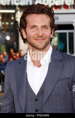 Bradley Cooper au Los Angeles Premiere de THE HANGOVER tenue au Grauman's Chinese Theatre à Hollywood, CA le mardi, 2 juin 2009. Photo de RPAC / PictureLux Référence de dossier de Bradley Cooper 60109  03RPAC pour un usage éditorial uniquement - Tous droits réservés Banque D'Images