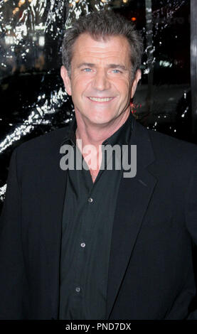 Mel Gibson à la première de Warner Bros Pictures "Edge Of Darkness". Arrivants tenue au Grauman's Chinese Theatre à Hollywood, CA., 26 janvier 2010. Photo par : Richard Chavez / PictureLux #  GibsonMel Référence de fichier4 012610PLX pour un usage éditorial uniquement - Tous droits réservés Banque D'Images