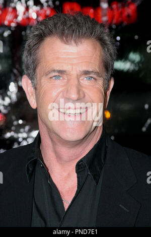 Mel Gibson à la première de Warner Bros Pictures "Edge Of Darkness". Arrivants tenue au Grauman's Chinese Theatre à Hollywood, CA., 26 janvier 2010. Photo par : Richard Chavez / PictureLux #  GibsonMel Référence de fichier5 012610PLX pour un usage éditorial uniquement - Tous droits réservés Banque D'Images
