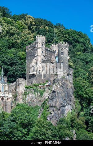 Château de Rheinstein le Rhin en Allemagne Banque D'Images