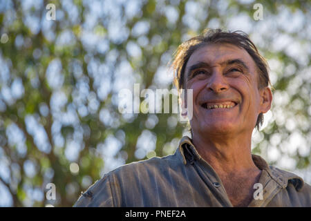 Farmer - triste homme d'âge moyen avec des rides sur son visage Banque D'Images