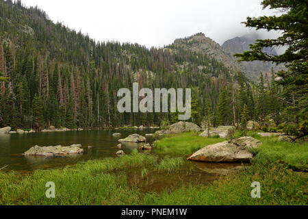 Dream Lake dans le Rocky Mountain National Park, Colorado, USA. Banque D'Images