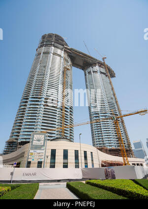 La construction de nouveaux appartements de luxe de grande hauteur du centre-ville immeuble À DUBAÏ, ÉMIRATS ARABES UNIS, Émirats Arabes Unis Banque D'Images