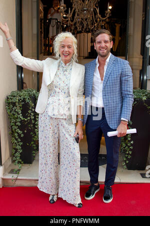 Monaco, Monte Carlo - le 20 septembre 2018 : Ellen von Unwerth, photographe de mode et de Damien Simonelli pendant le vernissage de son exposition Beauté fatale à l'Opera Gallery Monaco. Art, artistes, oeuvres, Gallerie, Kunst | utilisée dans le monde entier Banque D'Images