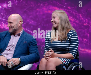 Stars du sport, Lawrence Dallaglio et Hannah Cockroft, discuter de 'la technologie dans le sport", sur la scène principale à New Scientist vivre Banque D'Images