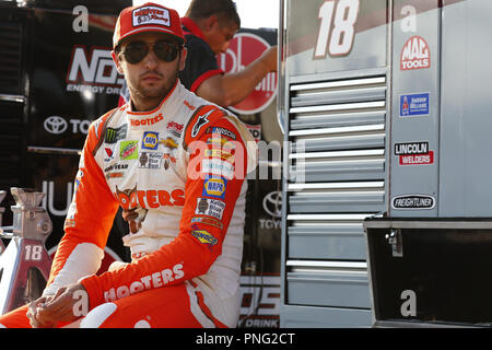 Richmond, Virginia, USA. Sep 21, 2018. Chase Elliott (9) sort sur pit road avant d'être admissibles à la Federated Auto Parts 400 à Richmond Raceway à Richmond, en Virginie. Crédit : Chris Owens Asp Inc/ASP/ZUMA/Alamy Fil Live News Banque D'Images