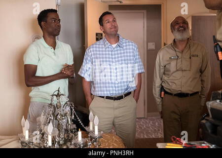 DATE DE SORTIE : Avril 27, 2018 Title : La semaine du studio : BAC 2007 Réalisateur : Robert Smigel PLOT : deux pères avec des personnalités opposées s'unissent pour célébrer le mariage de leurs enfants. Ils sont forcés de passer la semaine la plus longue de leur vie ensemble, et le grand jour ne peut pas venir assez vite. Avec : Adam Sandler, Chris Rock, Steve Buscemi. (Crédit Image : ©/Netflix Entertainment Photos) Banque D'Images