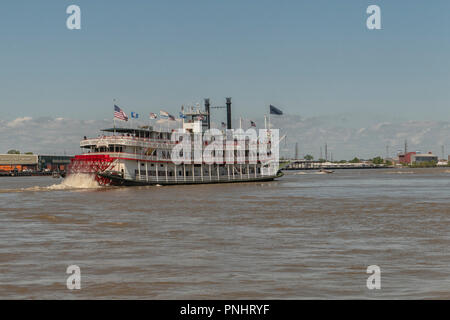 Steamboat Natchez sur le fleuve Mississippi à la Nouvelle Orléans, Louisiane, USA Banque D'Images