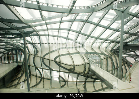 L 'nuage' par Massimiliano Fuksas construit dans le quartier Eur de Rome. Congrès et conférences Centre de la capitale. Banque D'Images