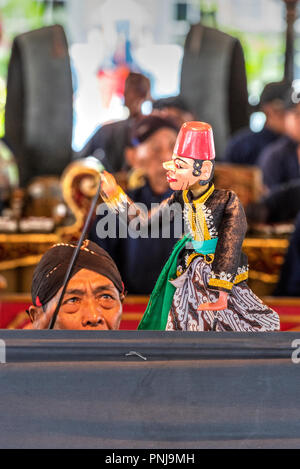 Marionnettes wayang golek traditionnel Indonésien, performance, palais Kraton Yogyakarta, Java, Indonésie Banque D'Images