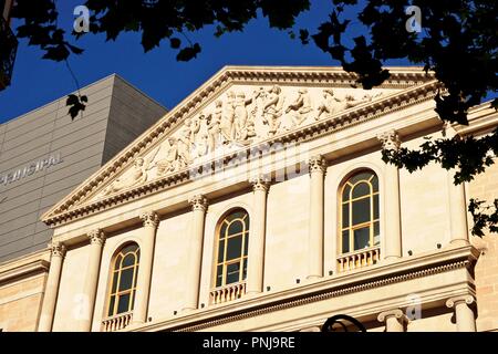 Friso de la fachada, obra de Ricard anckerman.teatro Principal , siglos XVIIIXX.Teatre Principal,Palma de Majorque. L'Espagne. Banque D'Images