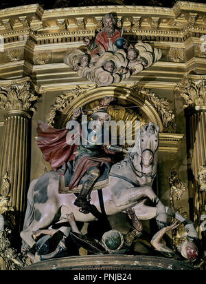 93 RUE SAINT JACQUES - IMAGEN DE SANTIAGO EN RETABLO MAYOR - S XVI- RENACIMIENTO ESPAÑOL. Auteur : JUAN VALLEJO. Emplacement : CATEDRAL-intérieur. BURGOS. L'ESPAGNE. Banque D'Images