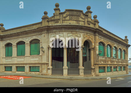 Bâtiment administratif, ancien marché au poisson de la ville de Gijón, Principauté des Asturies, Espagne, Europe Banque D'Images