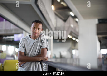 Portrait of African American male student Banque D'Images