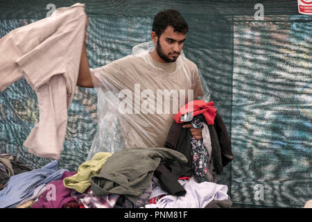 L'Europe, Bosnie, Bihac, 02 Septembre 2018 : dans la ville sur la frontière avec la Croatie le migrants vivent à l'intérieur de tentes recouvertes de plastique en raison de la pluie Banque D'Images