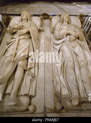 SEPULCRO DE LOS REYES CATOLICOS - ESTATUAS YACENTES - 1517 - ESCULTURA FUNERARIA RENACENTISTA. Auteur : FANCELLI, Domenico. Emplacement : CATEDRAL-CAPILLA REAL-intérieur. Grenade. L'ESPAGNE. Banque D'Images