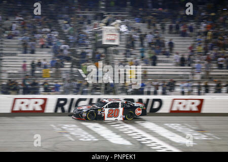 Richmond, Virginia, USA. Sep 21, 2018. Christopher Bell (20) gagne le Bowling 250 de Richmond Raceway à Richmond, en Virginie. Crédit : Chris Owens Asp Inc/ASP/ZUMA/Alamy Fil Live News Banque D'Images