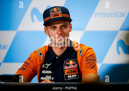 Brad Binder (41) de la République d'Afrique du Sud et Red Bull KTM Ajo KTM au cours de conférence de presse après la qualification pour le Gran Premio Movistar de Aragon de championnat du monde de MotoGP au Circuit Motorland Aragón le 22 septembre 2018 à Alcaniz, Espagne. Banque D'Images