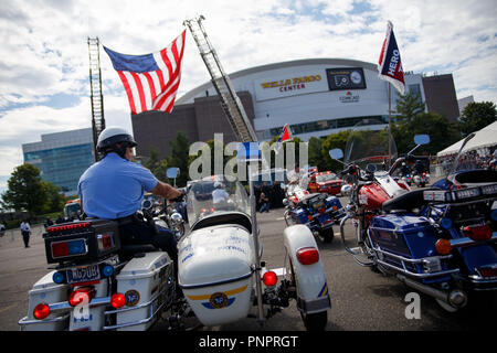 Philadelphia, PA, USA. 22 Sep, 2018. L'agent motard de la police de Philadelphie Ministère participent à l'Hero Thrill Show, un événement annuel de collecte de fonds pour les enfants de premiers intervenants, le 22 septembre 2018. Crédit : Michael Candelori/ZUMA/Alamy Fil Live News Banque D'Images