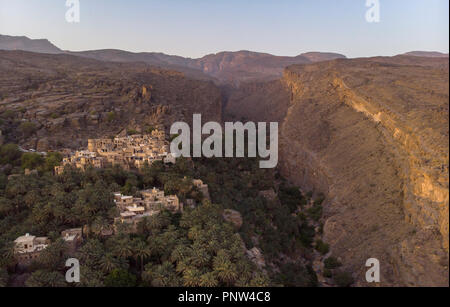 Village de In Misfat Al Abereen dans monts Hajar en Oman Banque D'Images