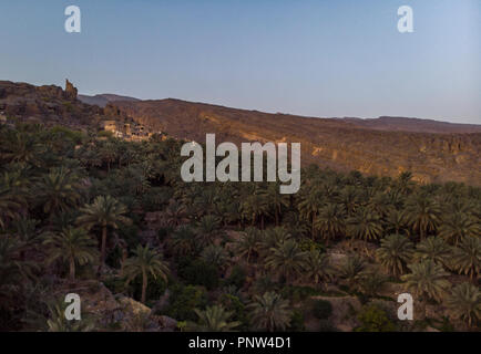 Village de In Misfat Al Abereen dans monts Hajar en Oman Banque D'Images