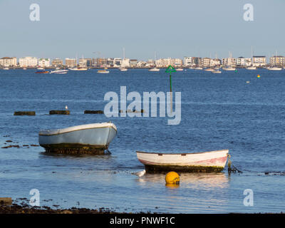 Bateaux de plaisance/pêche à Poole Quay/Harbour dans le Dorset, Angleterre, Royaume-Uni Banque D'Images