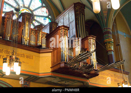 Orgue dans la cathédrale de la Madeleine. Salt Lake City, Utah, États-Unis. Banque D'Images