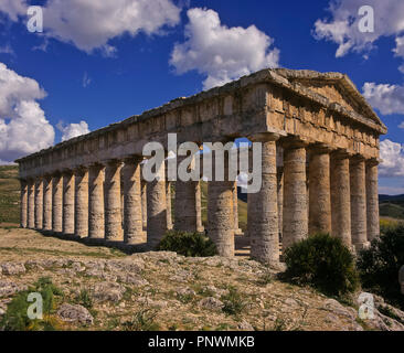 Temple grec de Ségeste - 5ème siècle BC. La Sicile. L'Italie. L'Europe Banque D'Images