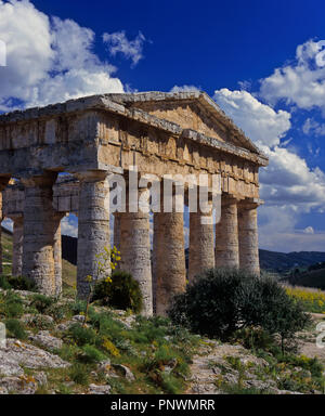 Temple grec de Ségeste - 5ème siècle BC. La Sicile. L'Italie. L'Europe Banque D'Images