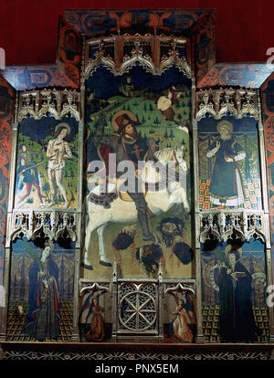 Retable de l'art gothique avec Saint James dans le panneau central. École d'espagnol. 15e siècle. Composé de sept panneaux représentant divers saints. Chapelle de l'Alcazar de Ségovie. L'Espagne. Banque D'Images