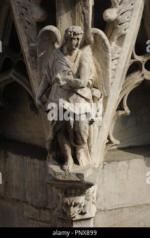 L'Italie. Milan. Cathédrale. De style gothique. 14e siècle. De l'extérieur. Détail. Angel. Banque D'Images