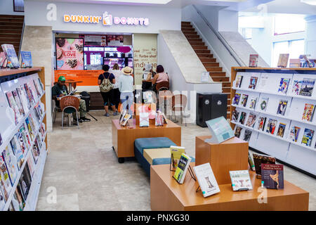 West Palm Beach Florida, bibliothèque publique Mandel, intérieur, Dunkin' Donuts, les visiteurs voyage visite touristique site touristique monuments culture Banque D'Images