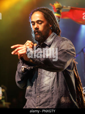 Damian Marley, fils cadet de raggae légende Bob Marley, se produit en concert à l'Amphithéâtre de Pompano Beach à Pompano Beach, Floride le 22 août 2010. Banque D'Images