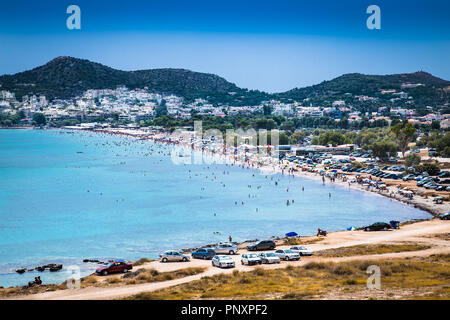 Vue panoramique sur Yabanaki beach front de Varkiza et Vari, Athènes, Grèce. Banque D'Images
