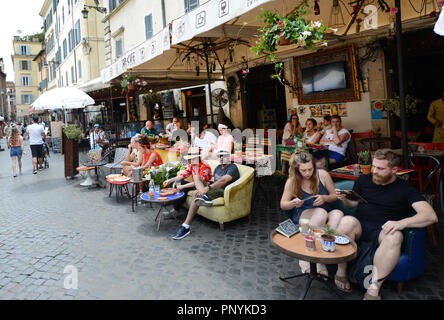 Hip cafés et restaurants de la place Campo de' Fiori à Rome2. Banque D'Images