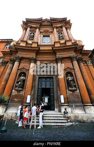 La Chiesa della Santissima Trinità dei Pellegrini dans le rione Regola à Rome. Banque D'Images