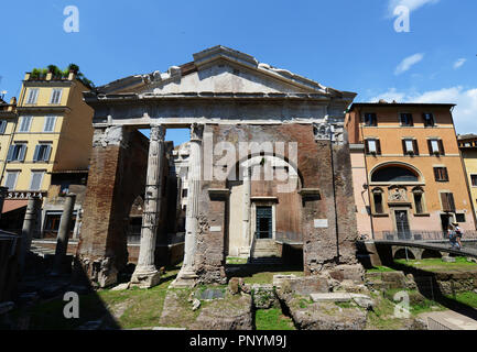 Le Porticus Octaviae dans Martius Camput à Rome. Banque D'Images