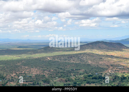 Le Kilimandjaro vu de Namanga Ville, Kenya Banque D'Images