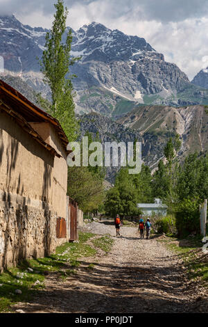 Arslanbob dans l'ambiance du sud-ouest des montagnes de la Fergana Kirghizistan Banque D'Images