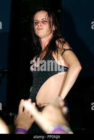 Motion picture comédienne et musicienne Juliette Lewis se produit en concert avec son groupe Juliette and the Licks à la Chambre de culture à Fort Lauderdale, en Floride, le 30 octobre 2007. Banque D'Images