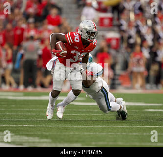 Columbus, Ohio, USA. 22 Sep, 2018. Ohio State Buckeyes d'utiliser de nouveau Marchand McCall (30) à la NCAA football match entre la Tulane Green Wave & Ohio State Buckeyes au stade de l'Ohio à Columbus, Ohio. JP Waldron/Cal Sport Media/Alamy Live News Crédit : Cal Sport Media/Alamy Live News Banque D'Images