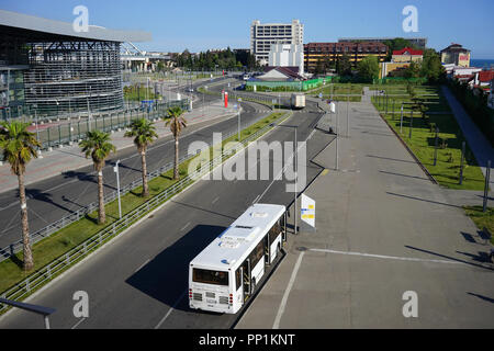 Sotchi, Russie - 1 juin 2015 : Paysage avec vue sur les zones de la station gare Adler. Banque D'Images