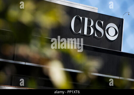 Un logo affiche à l'extérieur de CBS Television City à Los Angeles, Californie le 15 septembre 2018. Banque D'Images