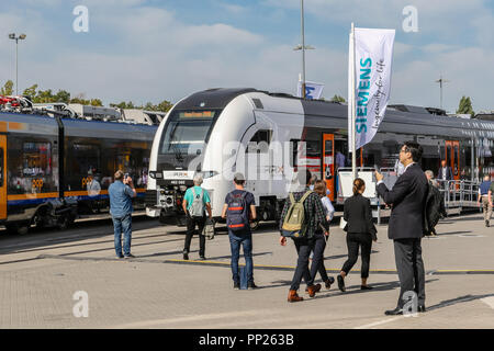 SIemens a présenté ses nouveaux Desiro HC pour la Rhein-Ruhr-Express sur Innotrans 2018 à Berlin. Banque D'Images