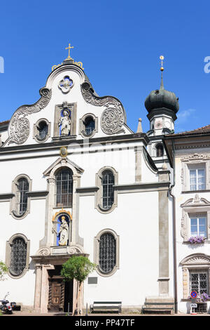 Hall in Tirol : église Jesuitenkirche (église des Jésuites), carré, Stiftsplatz Gauderfest Région, Tirol, Tyrol, Autriche Banque D'Images