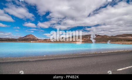 Le lac bleu de soufre en Islande, Voyage Amérique du paysage. Banque D'Images