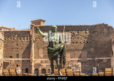 La statue de l'empereur Auguste à Rome, Italie Banque D'Images